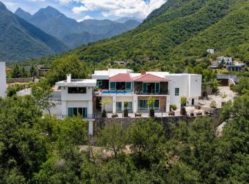 Quinta de 4 habitaciones, Allende · Quinta Amueblada en Venta en San Eugenio, Allende