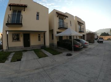Casa de 3 habitaciones, Tlajomulco de Zúñiga · Casa en Venta en Alta California, Dentro de Coto Sacramento.