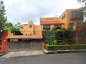 Casa de 3 habitaciones, Tlalpan · Remate Bancario - Casa en Ejidos de Padierna, Tlalpan, Cdmx.