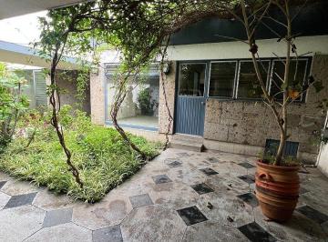 Casa de 5 habitaciones, Zapopan · Casa en Venta con Uso de Suelo Comercial en Ciudad del Sol Zapopan Jalisco