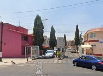 Casa de 2 habitaciones, Coyoacán · Remate Bancario - Casa en Cafetales, Coyoacán, Cdmx