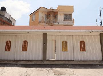 Casa de 6 habitaciones, Morelia · Residencia en Venta en Morelia, Zona La Huerta