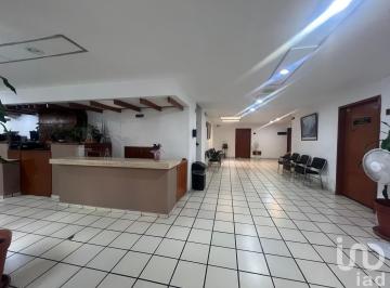 Oficina · 15m² · 1 Recámara · Se Renta Consultorio Medico, Frente Al Hospital del Carmen, Monraz, Guadalajara