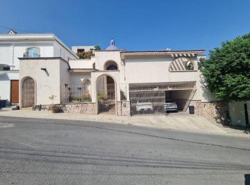 Casa de 4 habitaciones, Monterrey · Casa en Venta en Cumbres 2do Sector, Monterrey