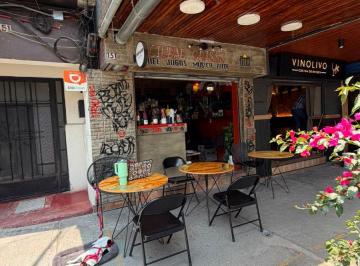 Local comercial , Cuauhtémoc · Pequeño Local Sobre Michoacán, Condesa, en Traspaso.