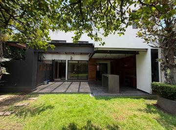 Casa de 4 habitaciones, Gustavo A. Madero · Venta Estupenda Casa Remodelada en Lindavista