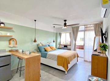 Departamento de 1 habitación, Solidaridad · Estudio Remodelado y Amueblado con Estacionamiento en Gonzalo Guerrero