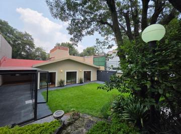 Casa de 3 habitaciones, Tlalpan · Casa Nueva y Moderna en Venta Sobre Bella Calle Privada en Fuentes de Pedregal