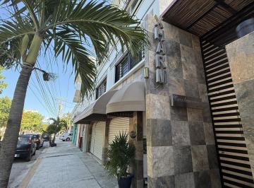 ENTRADA · Edificio Multifamiliar en Venta en Playa con Espacio Comercial a Pasos de La Playa