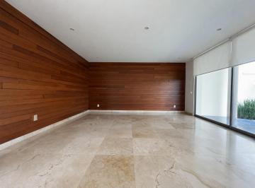 Casa · 420m² · 4 Recámaras · 2 Estacionamientos · Casa en Lomas de Tecamachalco