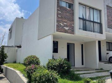 Casa de 2 habitaciones, Guadalajara · Casa en Venta Alto Sur Coto Cumbres