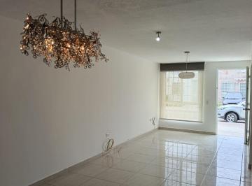 Casa en condominio de 3 habitaciones, Corregidora · Casa con 3 Recámaras en Paseos del Bosque