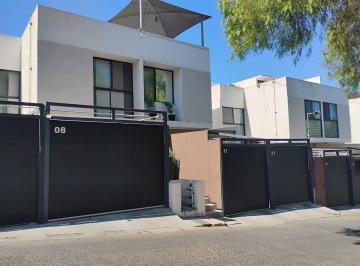 632225a4d2965f9c4bfa1e924a68beec2b01e4b94a80f4486812f6c410bcba2c · Casa en Venta en Villa Colonial Tijuana