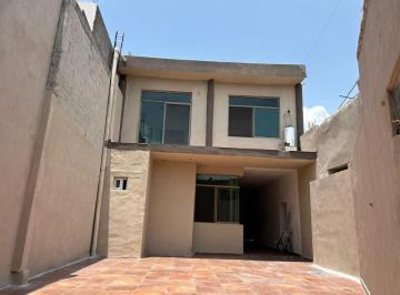 Casa de 4 habitaciones, Saltillo · Casa en Renta en El Centro de Saltillo
