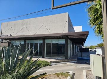 Local comercial · 500m² · 18 Estacionamientos · Local en Renta en Valle Escondido