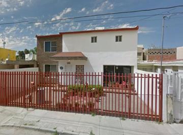 Casa en Venta de 4 habitaciones Monumental · Casa Amplia en Juarez