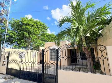 Casa · 140m² · 2 Recámaras · 2 Estacionamientos · Casa - Francisco de Montejo
