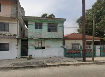 Terreno / Lote · 149m² · Terrenoterreno en Venta en Av Monterrey Tampico 149 m²