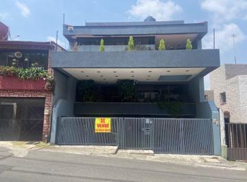 Casa de 3 habitaciones, Naucalpan de Juárez · Casa de 320 m² con 3 Recámaras en Venta en Lomas Verde Frente Al Club Berimbau