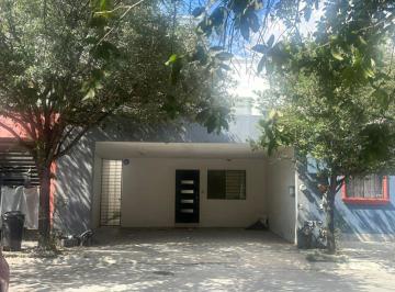 Casa de 3 habitaciones, Apodaca · Casa en Renta en Arrecifes, Apodaca Nl