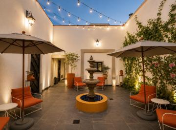 Casa de 14 habitaciones, Guadalajara · Hotel Boutique en Venta en Colonia Americana | Negocio en Funcionamiento a Minutos de Av Chapultepe