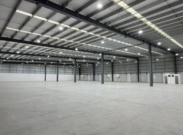 Bodega comercial · 1080m² · 6 Estacionamientos · Bodega en Renta en Centro Logístico, Periférico Poniente | 1,080 m² y Andenes
