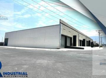 Bodega comercial · 1600m² · 9 Estacionamientos · Bodega en Renta en Santa Catarina Nl