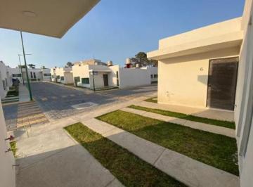 Casa de 2 habitaciones, Santa Cruz Tlaxcala · Casas en Venta