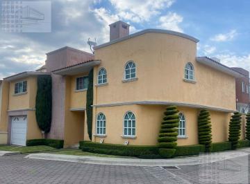 Casa en condominio · 373m² · 4 Recámaras · 3 Estacionamientos · Casa en Venta en Candilejas, Metepec