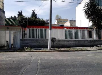 Casa de 5 habitaciones, Naucalpan de Juárez · Las Americas, Naucalpan Casa en Venta con Gran Potencial y Uso de Suelo (Rm)