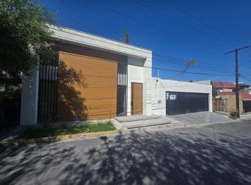 df9cc8f532cbf7d54c171ce8eae7ffba91d28eb978664c015d89163fb80c19cc · Casa en Venta - (Una Sola Planta) en Cumbres 1er Sector, Monterrey