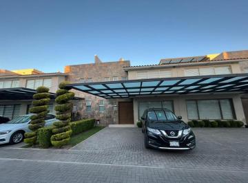 Casa en condominio de 3 habitaciones, Metepec · Casa en Venta en Montecarlo, Metepec