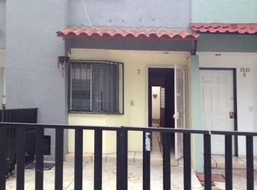 Casa de 2 habitaciones, Zapopan · Casa de 75 m² con 2 Habitaciones en Renta en Zapopan