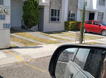 Casa · 100m² · 2 Recámaras · 1 Estacionamiento · Casa en Residencial del Parque