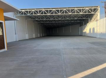 Edificio · 750m² · 30 Estacionamientos · Edificio Comercial Libramiento Sur Poniente