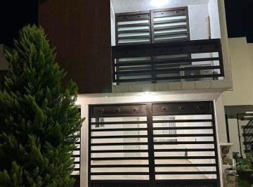 Casa de 3 habitaciones, León · Casa con 3 Recámaras en Venta en Villas del Country 3ra Sección