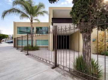 1 · Local en Renta en Puebla Esquina Sobre Boulevard Hermanos Serdan 1050 m