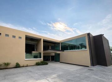 1 · Local en Renta en Puebla Esquina Sobre Boulevard Hermanos Serdan 1050 m