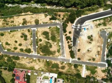 1 · Terrenos Residenciales en Santiago, N. L.