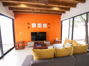 Casa de 3 habitaciones, San Miguel de Allende · Casa de 300 m² con 3 Recámaras en Renta en Zirándaro