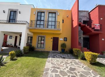 Casa · 126m² · 3 Recámaras · Casa con 3 Recámaras en Renta en Zirándaro
