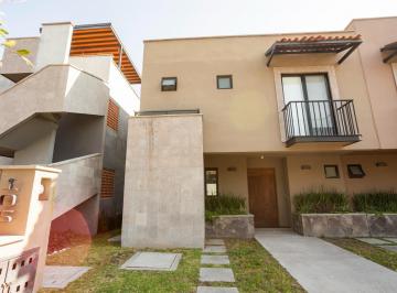 Casa · 140m² · 3 Recámaras · 2 Estacionamientos · Casa en Zirándaro
