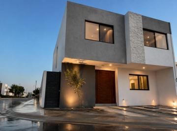 Casa de 4 habitaciones, El Marqués · Casa en Venta en Rodanta, Zona Zen Life, Doble Altura, Diseño de Autor!