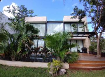 Casa en condominio de 4 habitaciones, Mérida · Casa Habitación en Privada Residencial