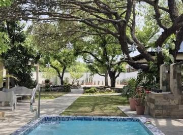 Quinta de 2 habitaciones, Apodaca · Quinta de 1,121 m² en Venta en Huinalá, Apodaca Nl