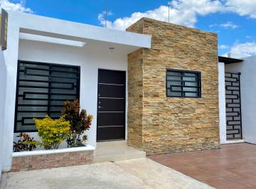 Casa de 2 habitaciones, Mérida · Renta Casa Equipada de Una Planta 2 Hab, 1 Estudio, 2 Baños