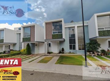 Casa · 2 Estacionamientos · Casa en Renta Agave Cristal