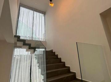 Casa de 3 habitaciones, Atizapán de Zaragoza · Residencia en Renta con Vista Al Bosque en Condado de Sayavedra — Jardin & Pet Frienldy