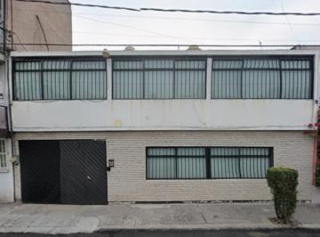 Casa de 4 habitaciones, Coyoacán · - Remate Bancario - Casa en Coyoacán, Cdmx