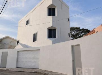 Casa · 400m² · 3 Recámaras · Casa en Fraccionamiento Las Villas